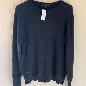 Women long sleeves, Ann Taylor, black, Large, NEW, super cute and warm